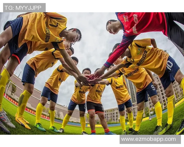 足球明星奥普斯托的传奇之路与辉煌成就揭示了运动员的奋斗精神与梦想追求 足球明星奥普斯托的传奇之路与辉煌成就揭示了运动员的奋斗精神与梦想追求