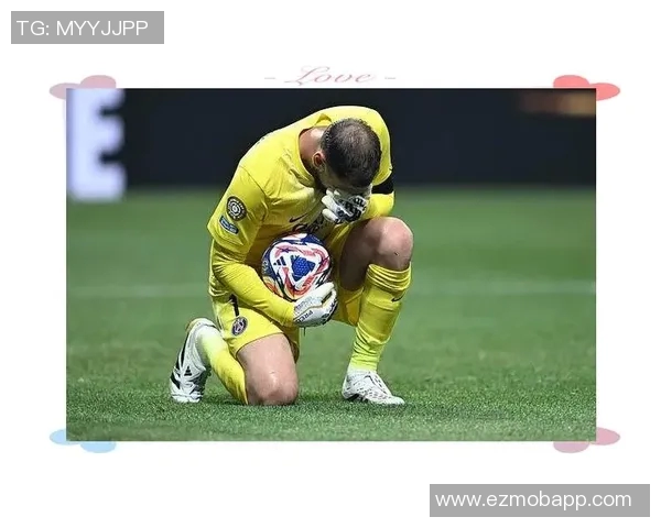 足球明星遭遇意外悲剧被篮球击中致死引发广泛关注与讨论 足球明星遭遇意外悲剧被篮球击中致死引发广泛关注与讨论