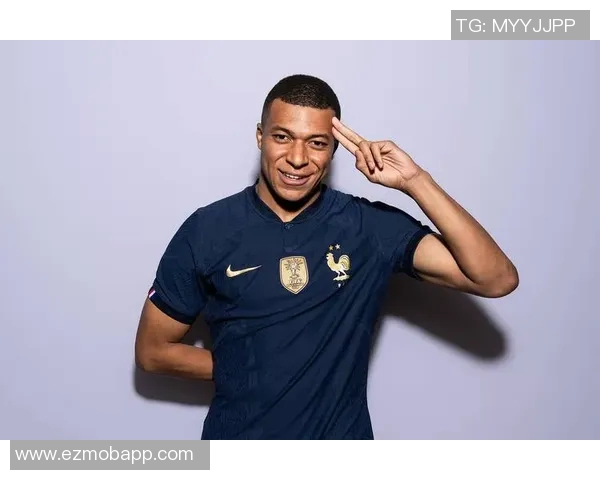 黑人足球明星风采展现男生魅力与激情的完美结合 黑人足球明星风采展现男生魅力与激情的完美结合